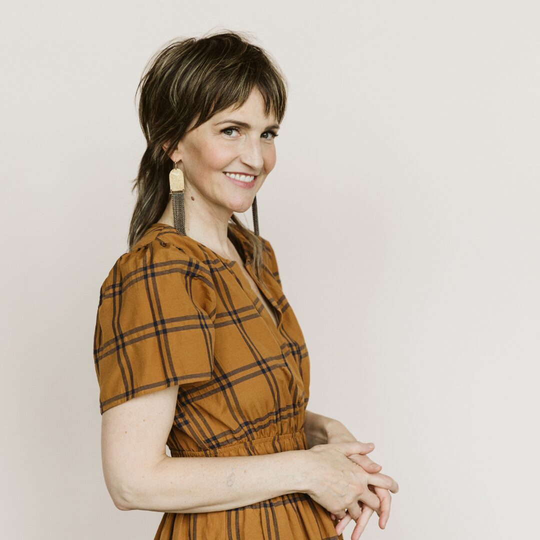 Dallas Travers - Colour Headshot FOTW25