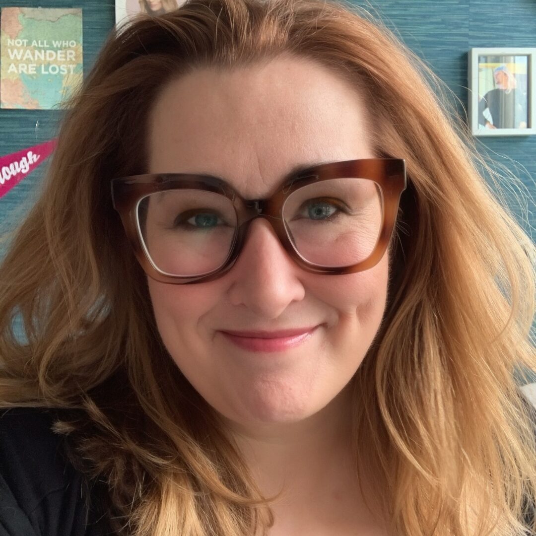 Kira Sabin - Colour Headshot FOTW26